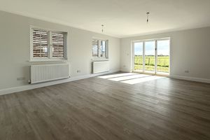 Photo 17- click for photo gallery